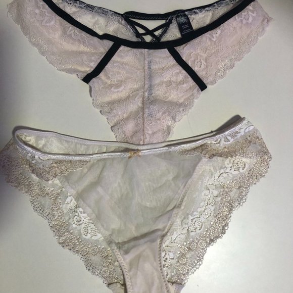 Frederick's of Hollywood Other - off white pair of panties, size L